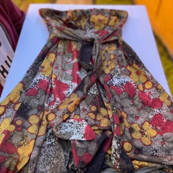 America Rag Fall Flowered Dress - Picture 5 of 8